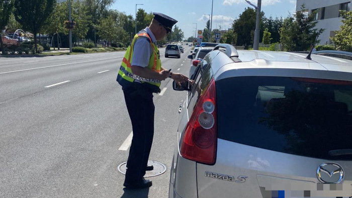 Ellepték a Balaton északi partját a rendőrök