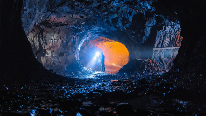 Egy évig is eltarthat a mexikói bányászok keresése