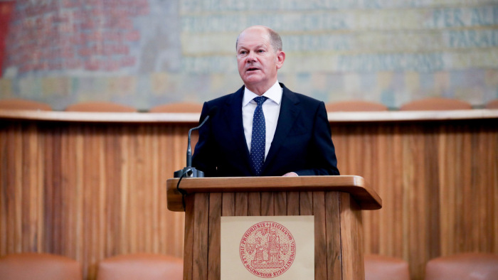 Olaf Scholz a 36 tagú unió mellett szólalt fel