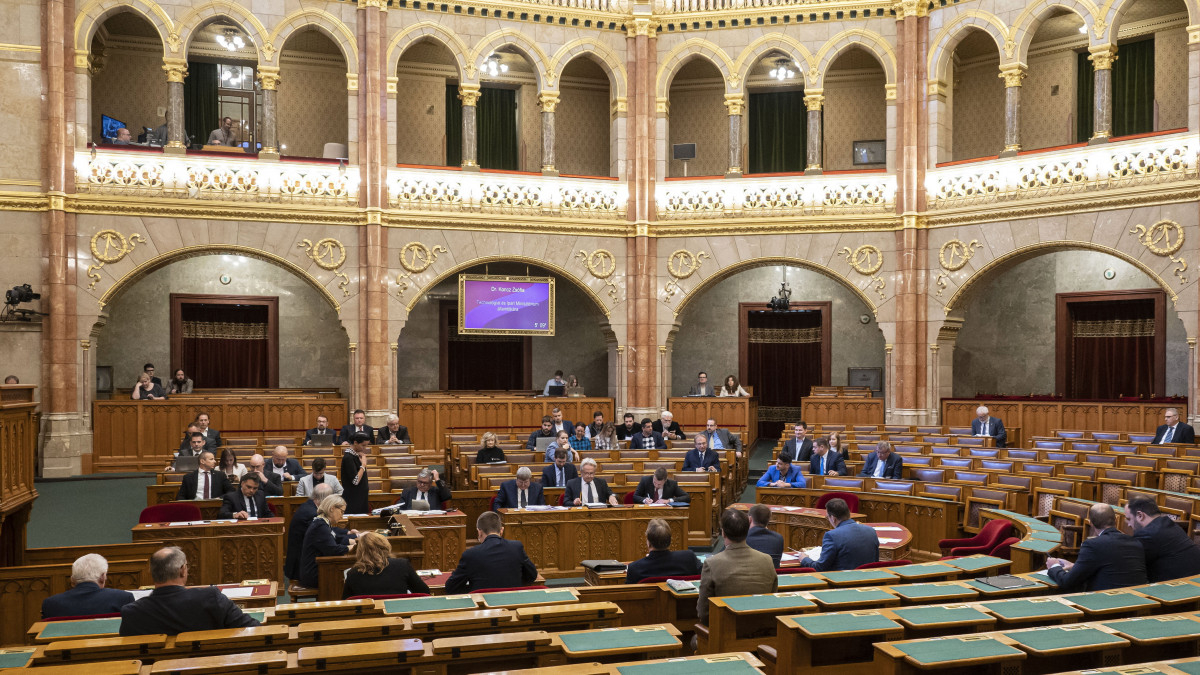 Az Országgyűlés plenáris ülése 2022.október 3-án.