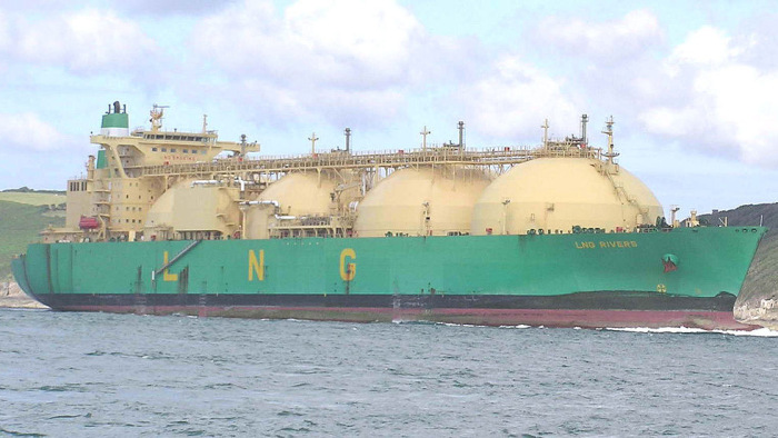 Felfüggeszti az LNG-exportról szóló döntéseket az Egyesült Államok