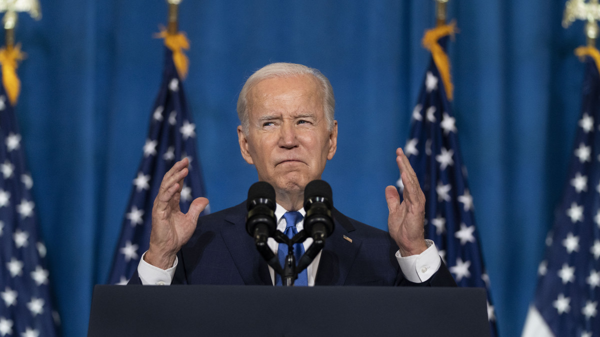 Joe Biden amerikai elnök beszédet mond egy választási kampányrendezvényen Washingtonban 2022. november 2-án. A félidős kongresszusi és helyi választásokat november 8-án tartják az Egyesült Államokban.