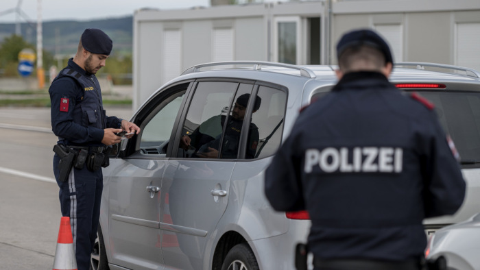 Orosz kémet foghattak az osztrák rendőrök