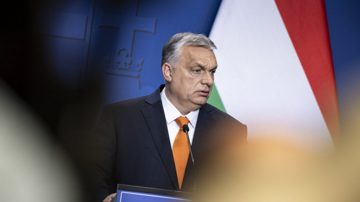 Orbán Viktor is üzent a közös frakcióülésről