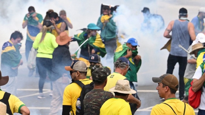 Brazíliában százakat tartóztattak le a hétvégi zavargások után - videó