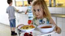 Elhízik-e a gyerek őszre? Nézzük csak meg az iskolai menüt – int a szakember