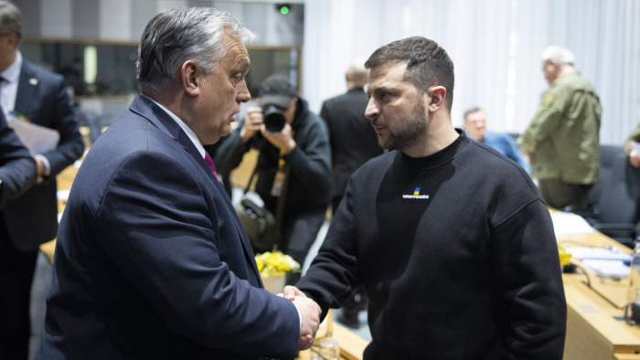 Orbán Viktor tárgyalt Volodimir Zelenszkijjel