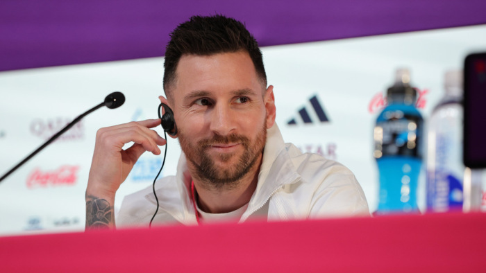 Lionel Messi szóbeli egyezségre jutott az egyik kérőjével