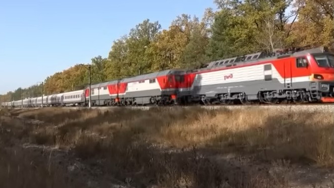 Az orosz elnök saját páncélozott vonata. Forrás:Youtube/CNN
