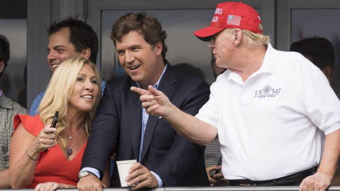 Így áldozik le Donald Trump egy régi, jó szövetségének