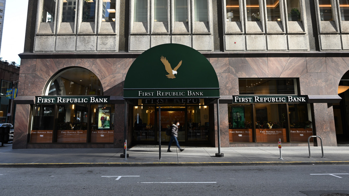 SAN FRANCISCO, CA - MARCH 16: First Republic Bank headquarters is seen on March 16, 2023 in San Francisco, California, United States. Eleven banks poured $30 billion in deposits to save First RepublicBank, according to a joint statement by US agencies on Thursday. (Photo by Tayfun Coskun/Anadolu Agency via Getty Images)