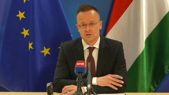 Szijjártó Péter: az emberéletek mentése legyen a legfontosabb