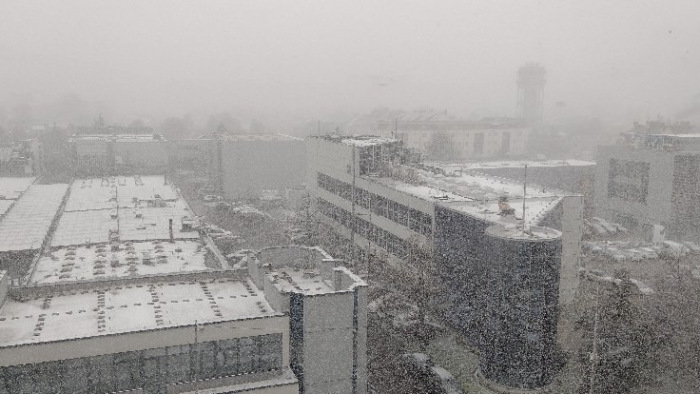 Szerdáig jön a meleg, aztán a hó - heti előrejelzés