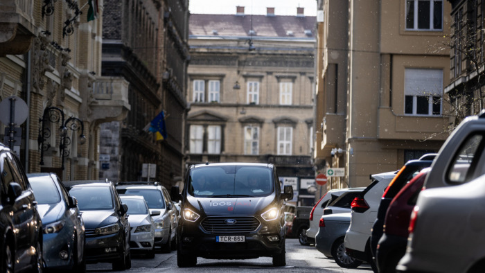 Ingyentaxi a Terézvárosban, de nem mindenkinek