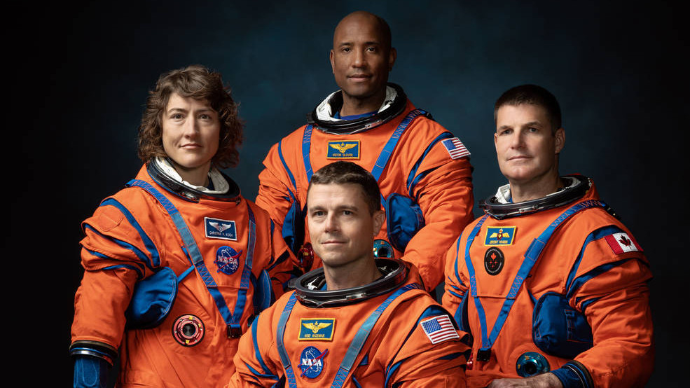 PHOTO DATE: March 29, 2023. LOCATION: Bldg. 8, Room 183 - Photo Studio. SUBJECT: Official crew portrait for Artemis II, from left: NASA Astronauts Christina Koch, Victor Glover, Reid Wiseman, Canadian Space Agency Astronaut Jeremy Hansen. PHOTOGRAPHER: Josh Valcarcel