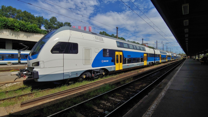 Ujhelyi István: nyolcszázan nyerhetnek ingyenes európai vonatbérletet