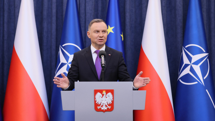 Lengyel elnök: Oroszország nem győzhet Ukrajnában