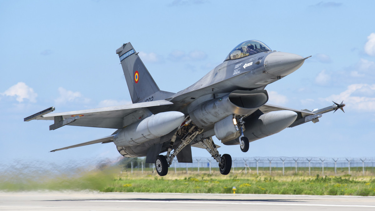 Romanian Air Force F-16AM Fighting Falcon, improved to mid-life upgrade (MLU) 5.2R standard, seen taking off from the 86thĂ Air Base, Borcea, Romania, home of the 53rd Fighter Squadron.