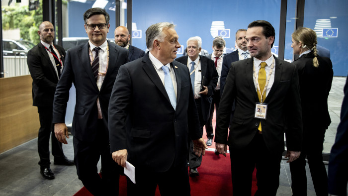 Orbán Viktor Brüsszelben: hová lett a pénz?