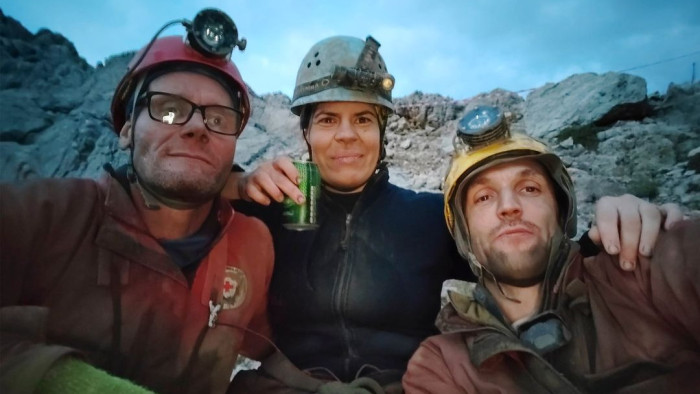 A felszínre értek a hős magyar barlangi mentők - elképesztő beszámoló, fotókkal