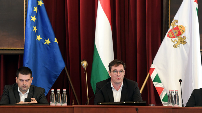 Budapest anyagi helyzete miatt forrtak az indulatok a Fővárosi Közgyűlésben