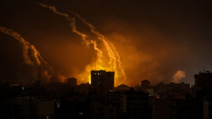 Egész éjszaka lőtték a Gázai övezetet, likvidáltak egy Hamász-parancsnokot