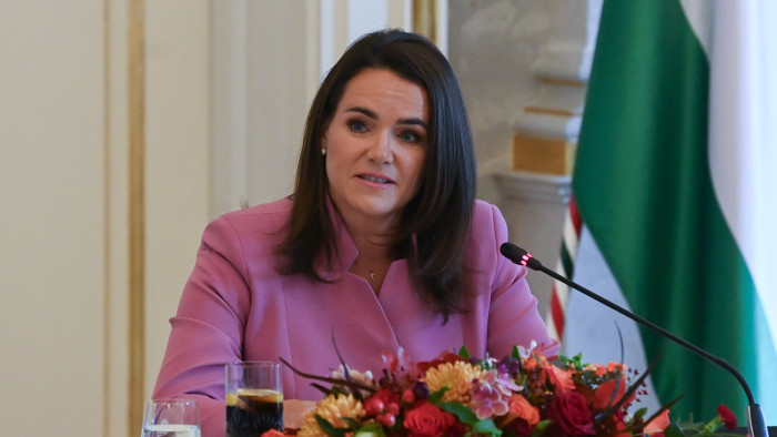 Novák Katalin visszaküldte a parlamentnek a kastélytörvényt újratárgyalásra