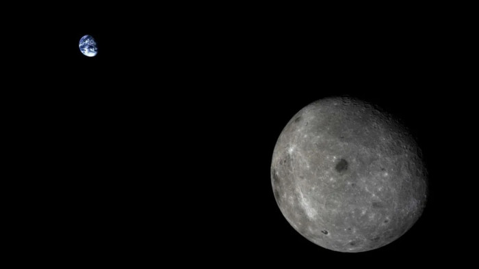 Furcsa objektum csapódott a Holdba, az amerikaiak Kínát gyanúsítják