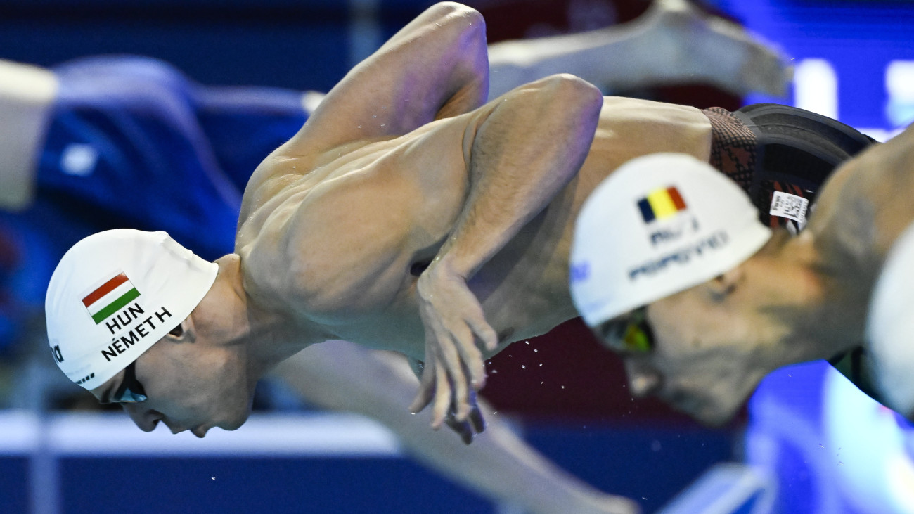 Németh Nándor a férfi 100 méteres gyorsúszás előfutamában a rövidpályás úszó Európa-bajnokságon a romániai Otopeniben 2023. december 9-én.
