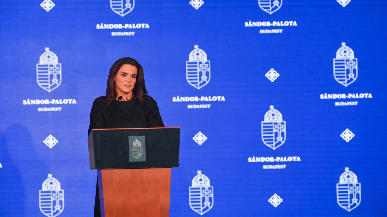 Novák Katalin köztársasági elnök beszédet mond a Magyarországra akkreditált diplomáciai testületek tagjainak adott újévi fogadáson a Szépművészeti Múzeumban 2024. január 10-én.