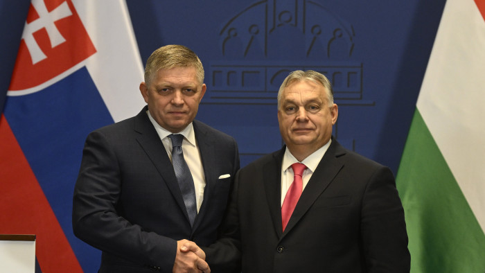 Szlovák szövetségessel készülhet Orbán Viktor az uniós csúcsra