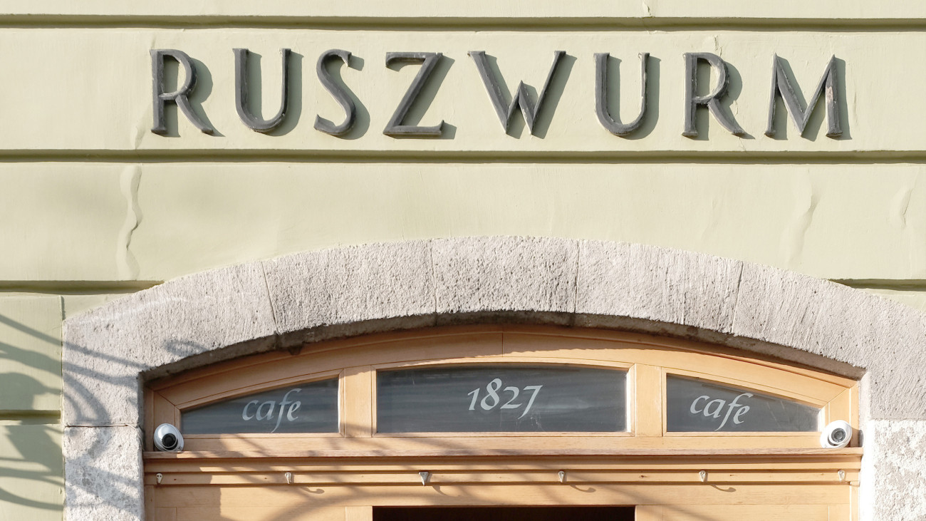 A Budai Várnegyed régóta híres cukrászdája a Ruszwurm. MTVA/Bizományosi: Nagy Zoltán  *************************** Kedves Felhasználó!