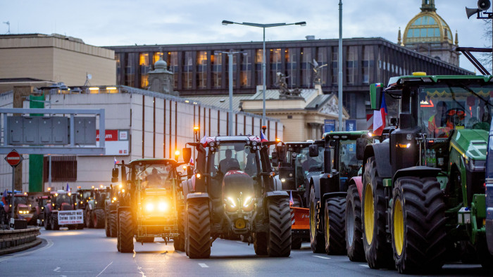 Már fél Európa Brüsszel agrárpolitikája ellen tiltakozik