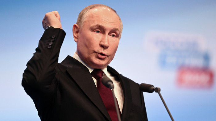 Putyin érzi, hogy elavultak a fegyverei