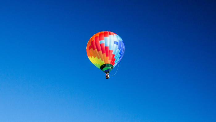 Hőlégballonból zuhant a halálba