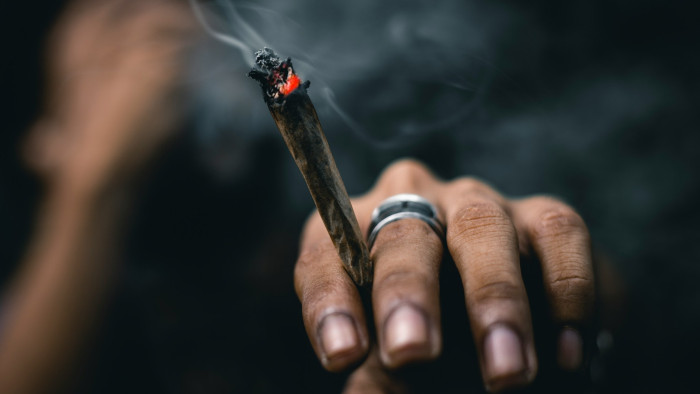 Brazíliában „félrenéznek” a kis mennyiségű marihuána kapcsán