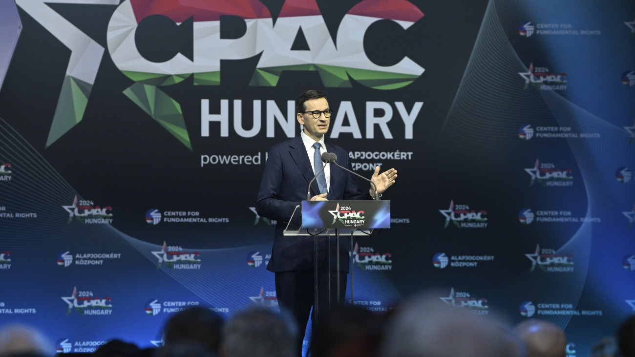 Mateusz Morawiecki korábbi lengyel miniszterelnök beszédet mond a kétnapos Konzervatív Politikai Akció Konferencia (CPAC Hungary) második napján a Millenárison 2024. április 26-án.