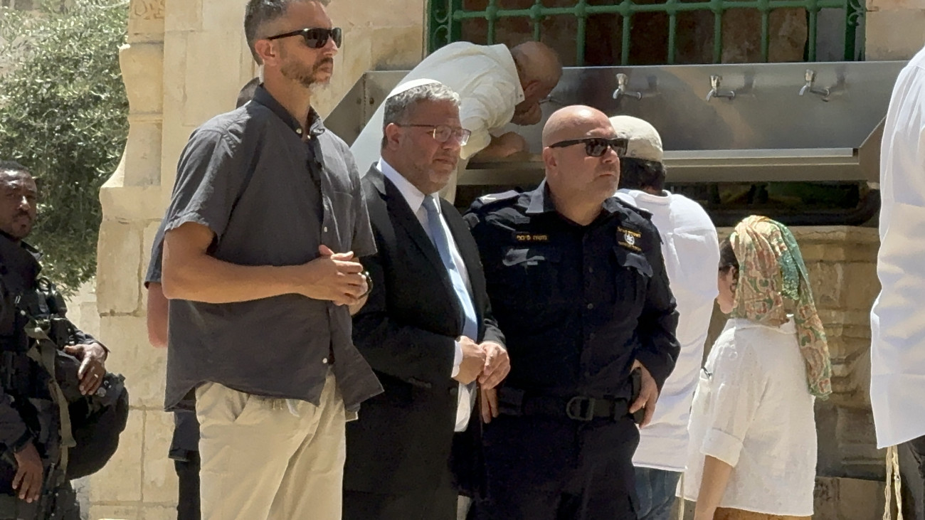 JERUSALEM - MAY 22: (EDITORIAL USE ONLY  MANDATORY CREDIT - JERUSALEM ISLAMIC ENDOWMENTS AUTHORITY / HANDOUT - DO NOT OBSTRUCT LOGO - NO MARKETING, NO ADVERTISING CAMPAIGNS - DISTRIBUTED AS A SERVICE TO CLIENTS) Israels far-right National Security Minister Itamar Ben-Gvir (2nd L) raids the Al-Aqsa Mosque in East Jerusalem on May 22, 2024. Ben-Gvir entered the Haram al-Sharif under the protection of Israeli police. (Photo by Jerusalem Islamic Endowments Authority / Handout/Anadolu via Getty Images)