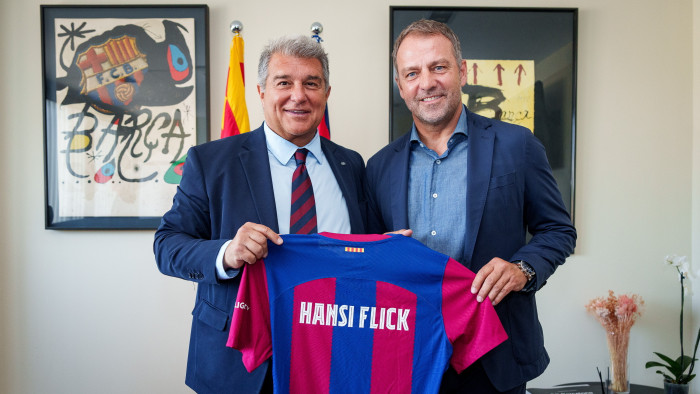 Barcelona: jön Hansi Flick, jönnek a változások