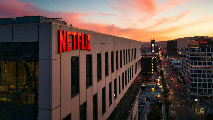 Beperelik a Netflixet az egyik sikersorozata miatt