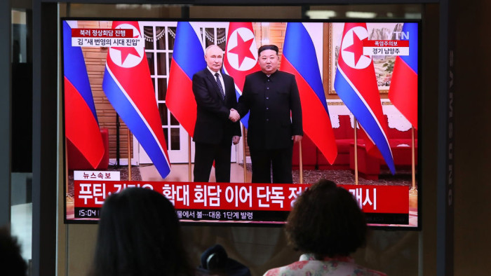 Így zajlott a Vlagyimir Putyin-Kim Dzsong Un találkozó - képek, videók