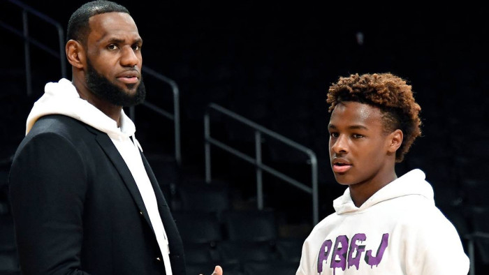 Teljesülhet a nagy álom: LeBron James egy csapatban játszhat a fiával az NBA-ben