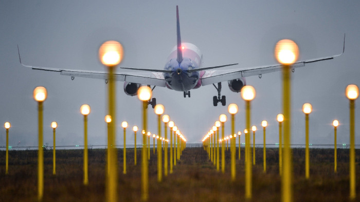 Az utazást tervezők „megmondják”, meddig tart az iráni háború