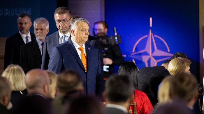 Orbán Viktor: a NATO-nak nem a körülötte zajló háborúkat, hanem a békét kellene megnyernie