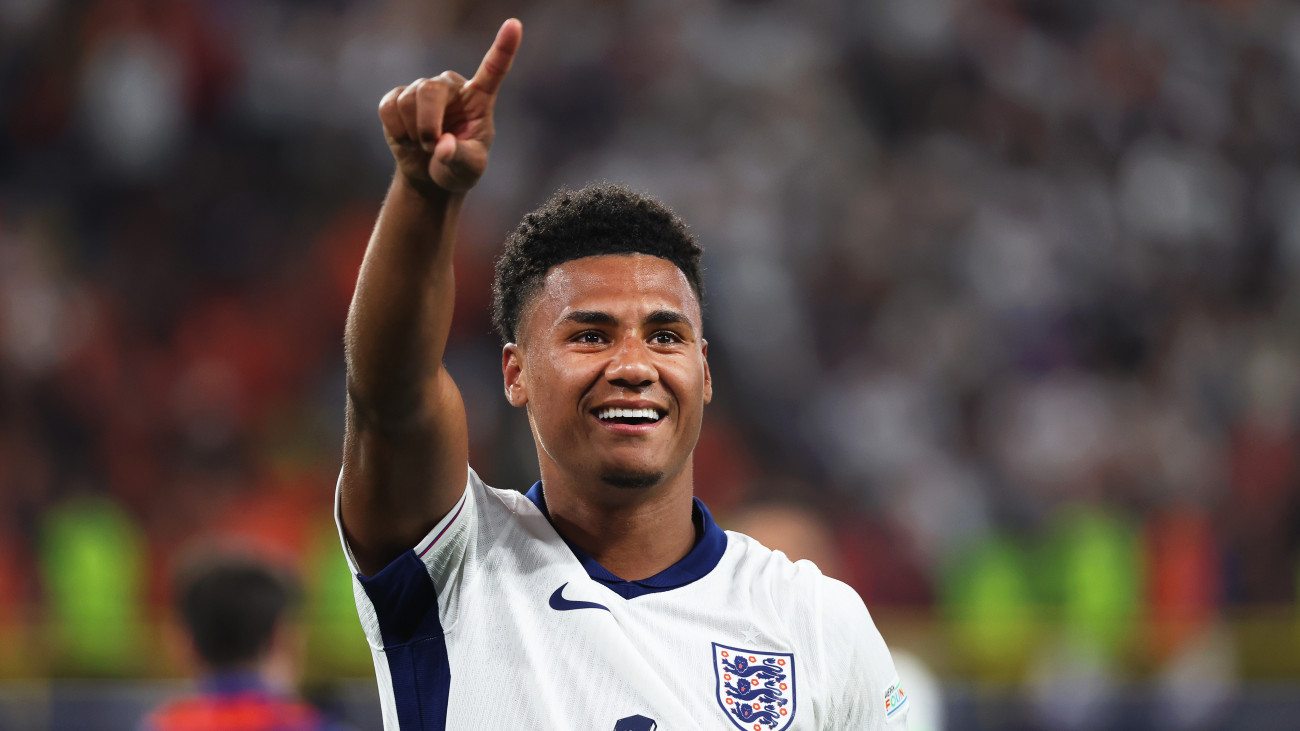 10 July 2024, North Rhine-Westphalia, Dortmund: Soccer, UEFA Euro 2024, European Championship, Netherlands - England, final round, semi-final, Dortmund stadium, Englands Ollie Watkins celebrates victory. Photo: Friso Gentsch/dpa (Photo by Friso Gentsch/picture alliance via Getty Images)