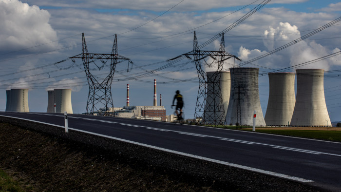 A várható energiaárak alapján döntene Prága az atomerőmű-bővítésről