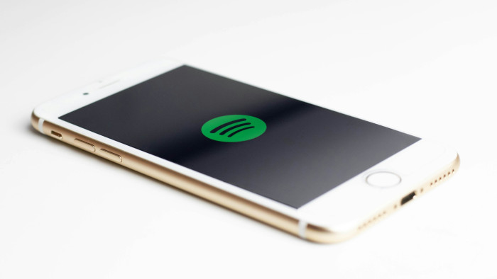 Visszakozott a Spotify, mégsem lesz fizetős egy kedvelt szolgáltatása