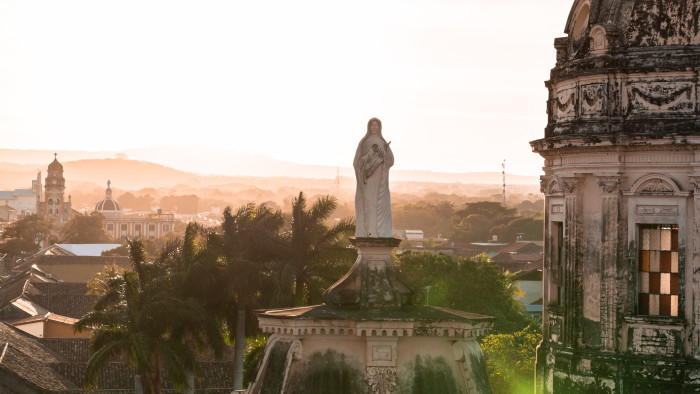 Megadóztatják az egyházakat Nicaraguában