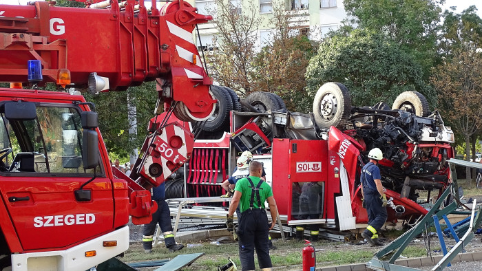 Megrázó képek a súlyos szegedi balesetről