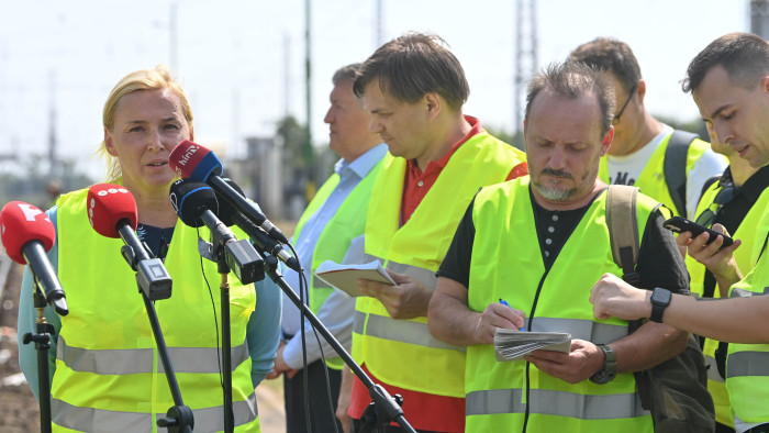 Vizsgálat indul a Keleti pályaudvarnál történtek miatt